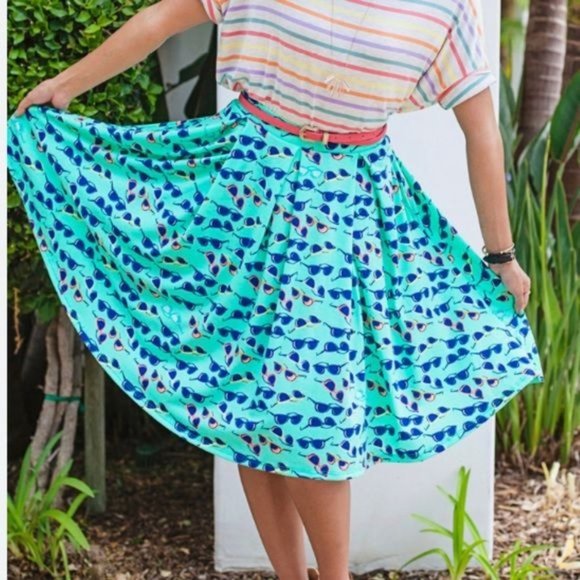 LuLaRoe Paisley Madison Skirt with Pockets - Picture 8 of 8